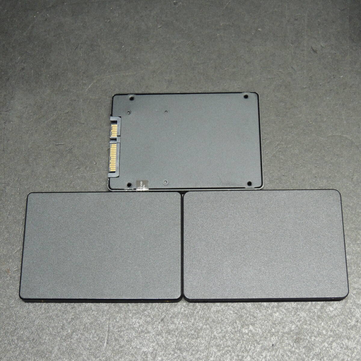 【3台まとめ売り/検品済み】メーカー色々 SSD 120GB (使用時間：317h/2331h/3337h) 管理:s-15_画像5