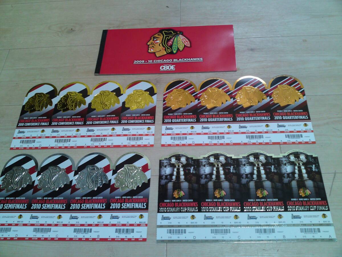 アイスホッケー NHL Chicago Blackhawks season tickets booklet / Stanley Cup playoff tickets / Newspapers / Stanley cup program