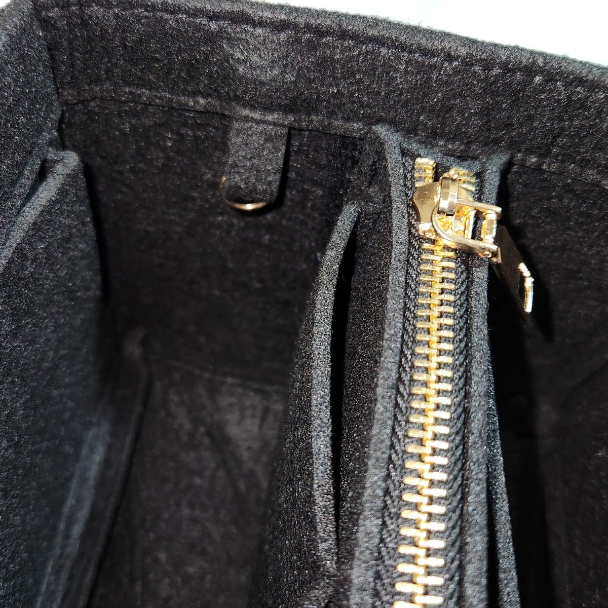 バッグインバッグ インナーバッグ フェルト素材 大容量 小物  収納 ブラック  カバン ふわ軽 整理整頓 分類 仕分け ポケット