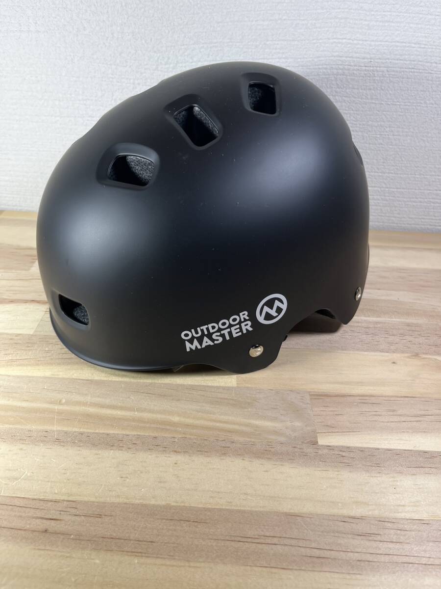 【一円スタート】OUTDOORMASTER 自転車ヘルメット M スポーツ CPSC安全規格 ASTM安全規格 子供大人兼用「1円」URA01_2700の画像1