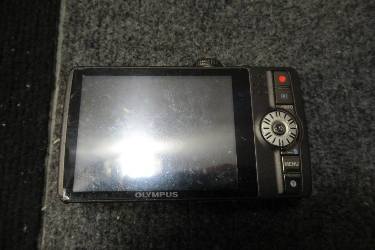 棚10.B1307 OLYMPUS オリンパス デジタルカメラ SH-21 現状品 _画像4