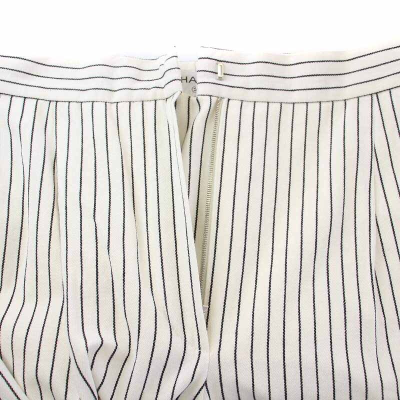  Chanel CHANEL 17SS wide pants stripe here Mark button 36 S white white black black /YI6 lady's 