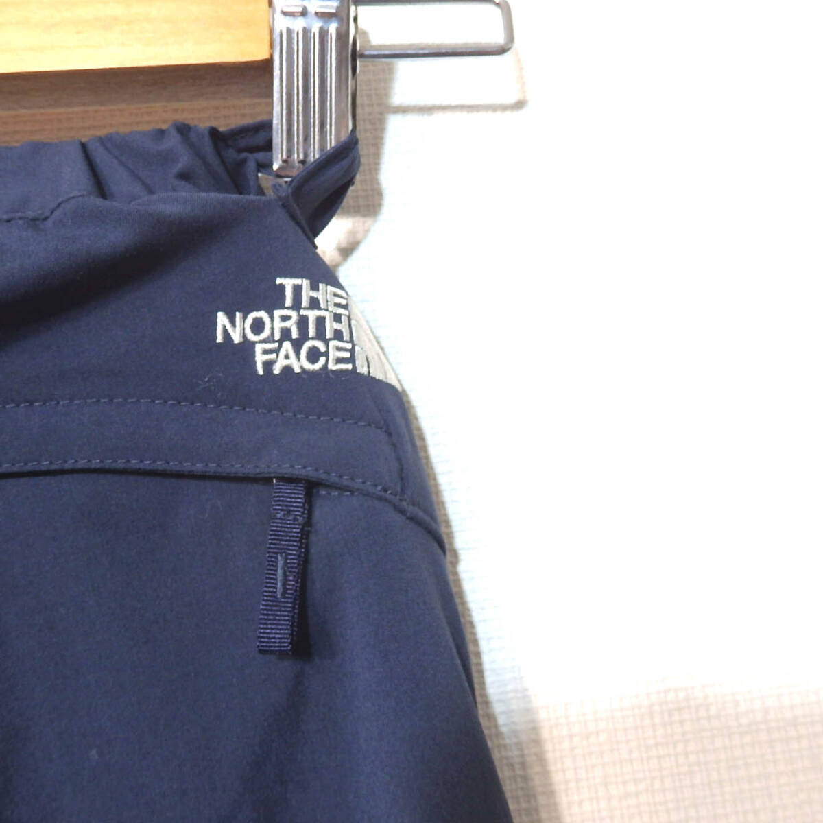 【送料無料】ザ・ノースフェイスナイロンパンツ/THE NORTH FACE　紺　キッズ１２０サイズ　裏地微起毛　暖パン　ゴールドウィン_画像6