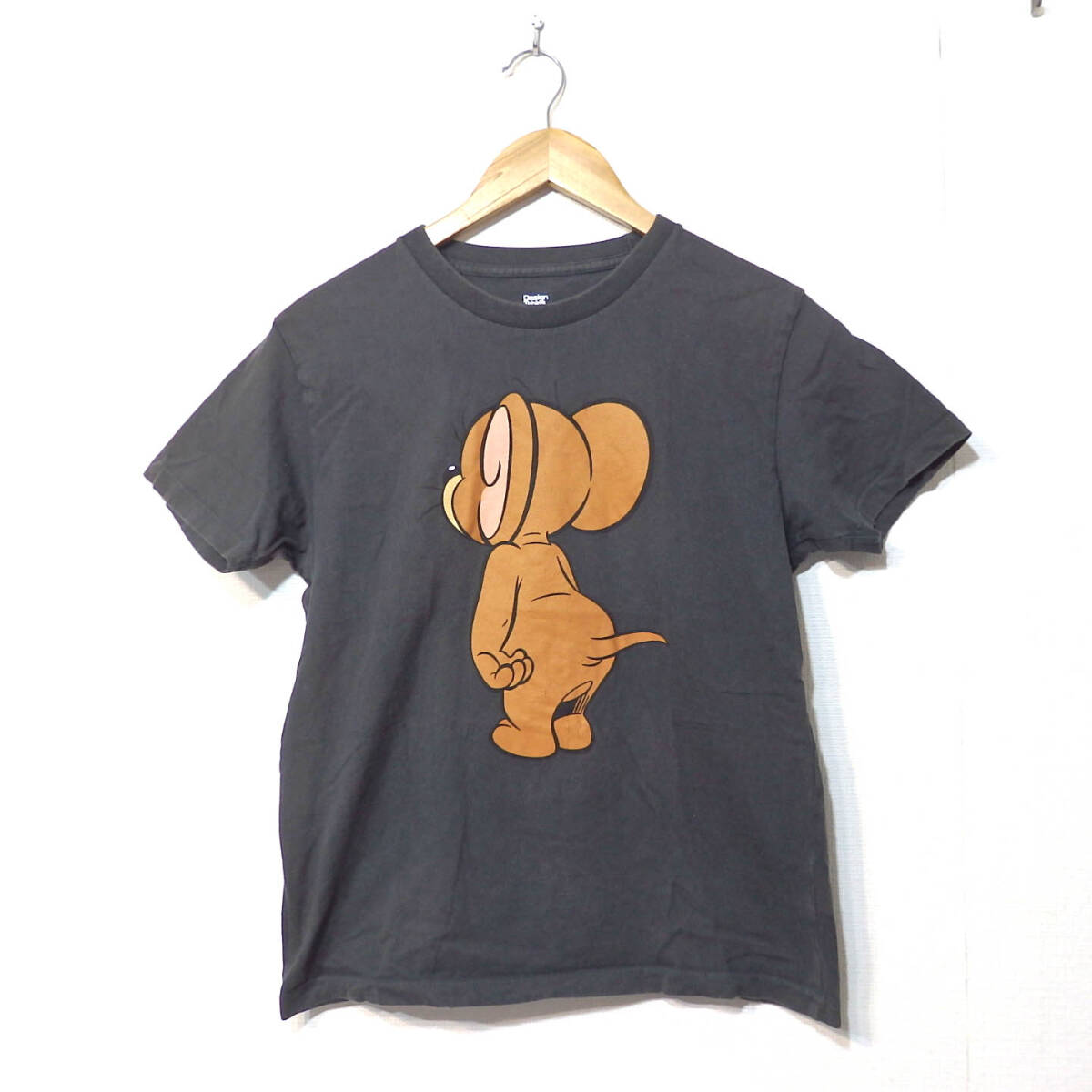 【送料無料】グラニフ×トムとジェリーTシャツ/Sサイズ（小さめ）Design Tshirts Store graniphの画像1