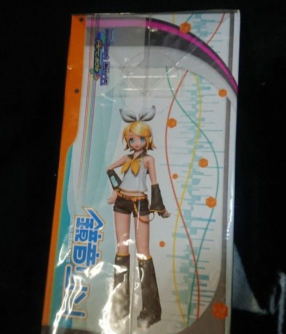 【新品未開封】鏡音リン プレミアムフィギュア