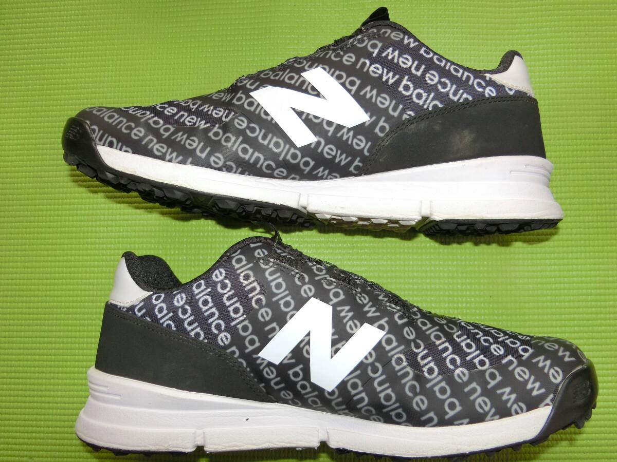 処分!!NEW BALANCE GOLFシューズ 女子受け総柄!!BOA搭載!ブラック系! 希少UGBS574B 26.0cm 中古良品を処分です!!_画像4