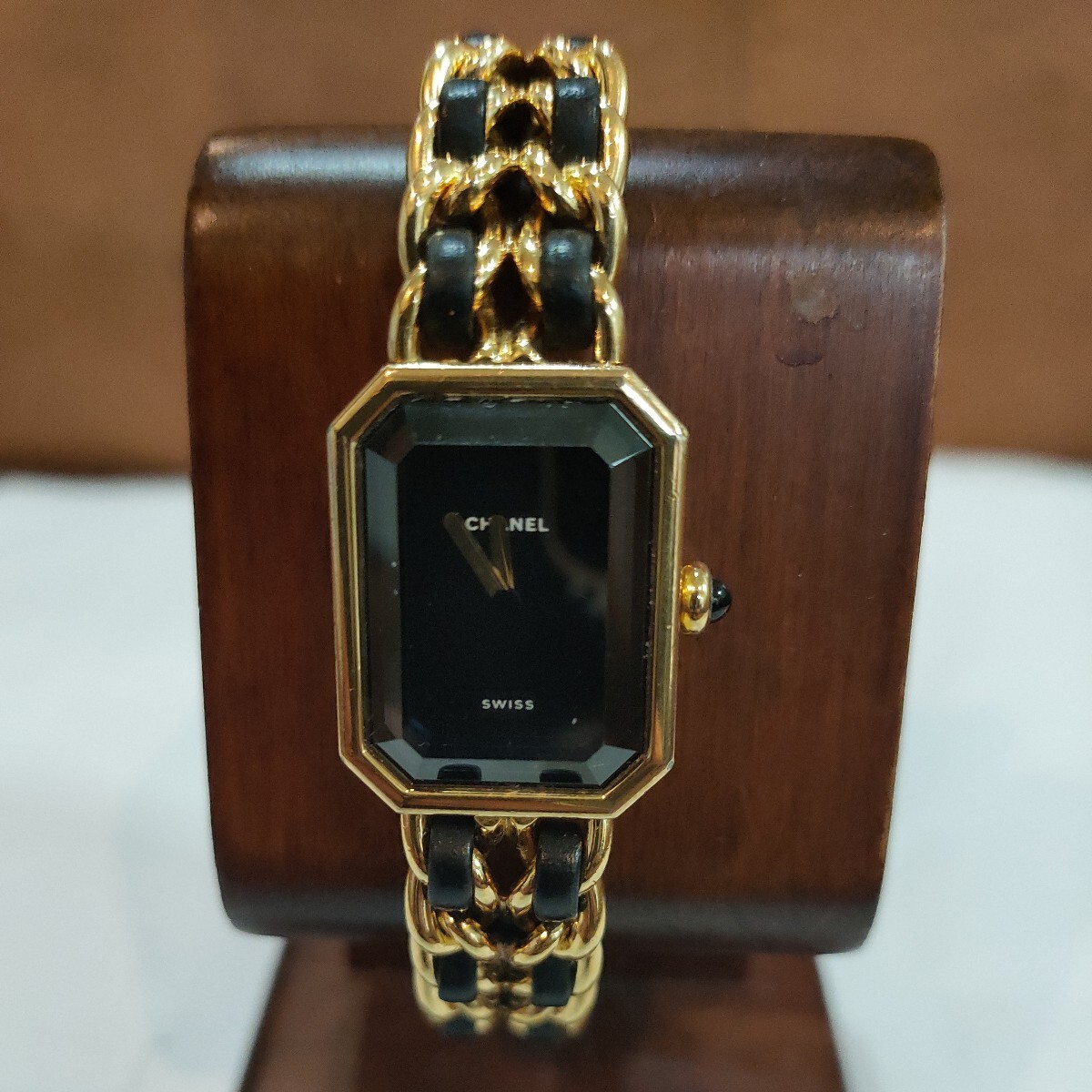 良品 人気 １円〜 CHANEL シャネル プルミエール L 電池交換済み稼働品 ゴールド QZ 腕時計の画像3