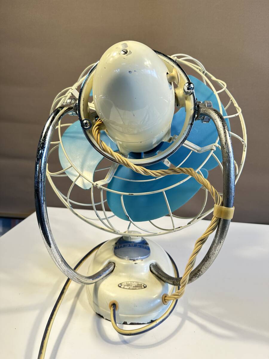 日立 扇風機 4枚羽 M-6033G昭和レトロ Yahoo!オークション - 昭和レトロ/日立/扇風機/M-6037A/4枚羽