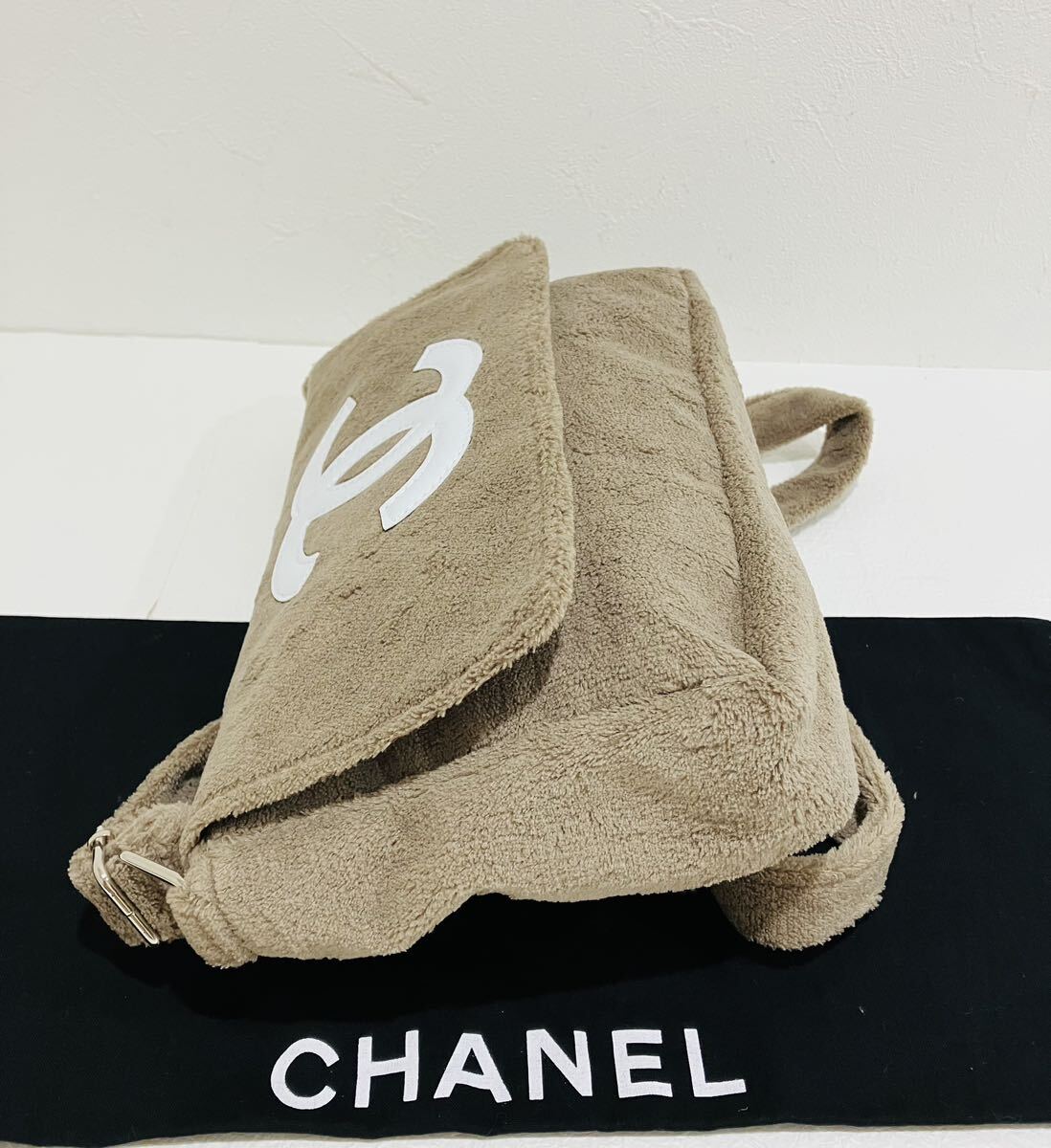 CHANEL ★ 新品 未使用 シャネル ショルダー バッグ 斜め掛け ショルダーバッグ ブラウンの画像5