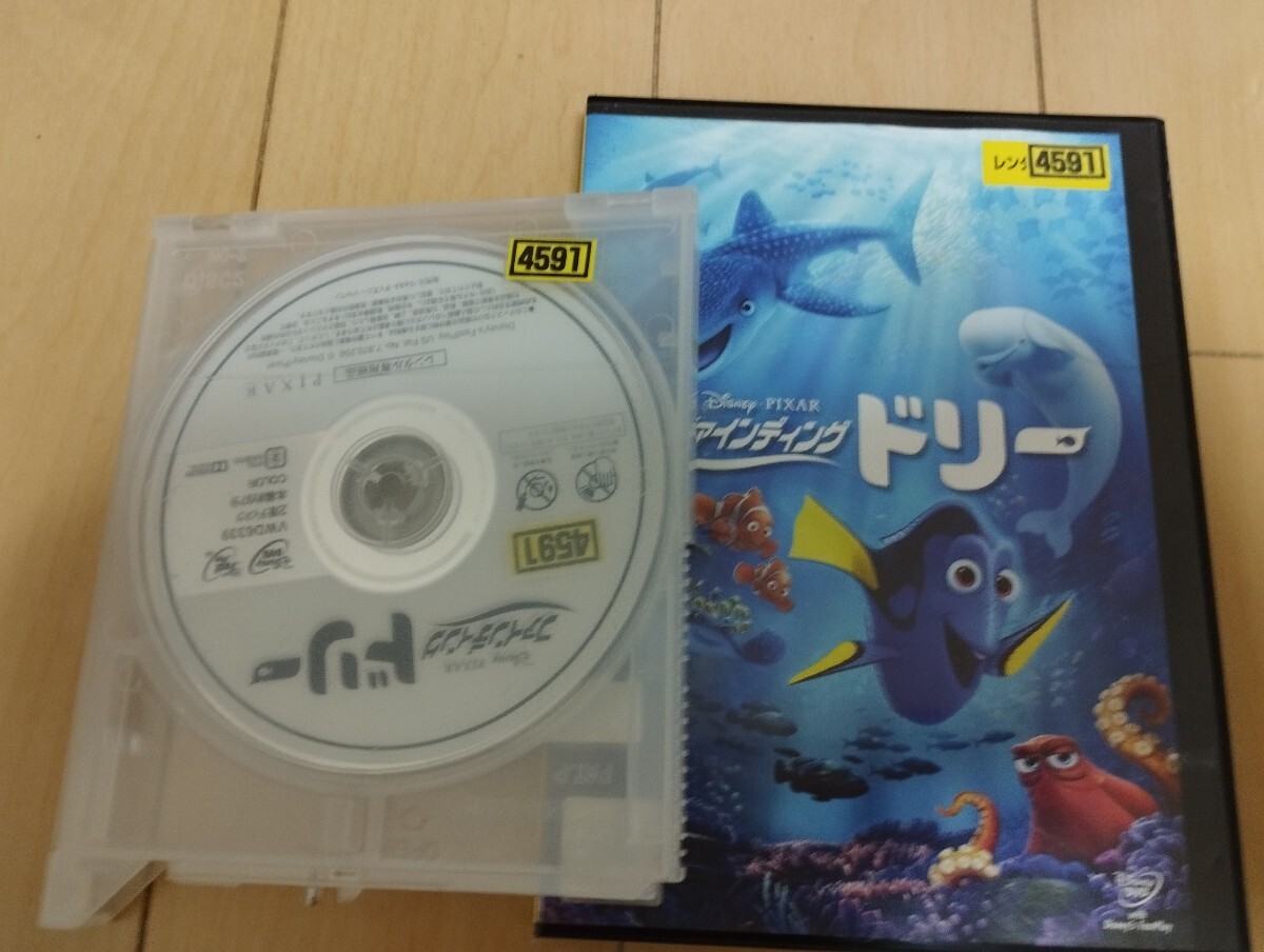 中古DVD: ファインディング　ドリー　レンタル版+_画像3