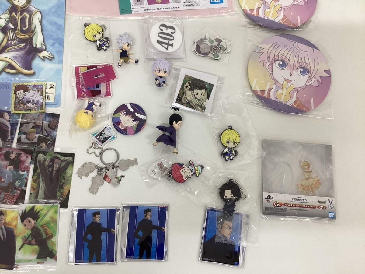 【現状】 HUNTER×HUNTER ハンターハンター グッズ まとめ売り クリアポスター フィギュア 缶バッジ アクリルカード 他_画像4