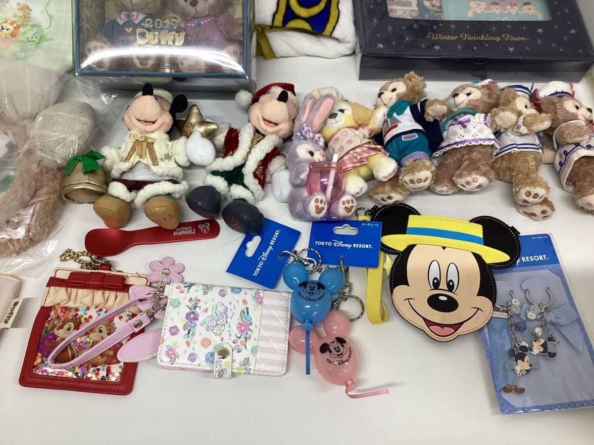 [ including in a package un- possible ] present condition TDR Tokyo Disney resort limitation goods set sale Duffy happy new year soft toy lunch tote bag other 