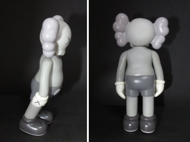 XB101△メディコムトイ / フィギュア / カウズ / KAWS COMPANION OPEN EDITION / グレー / 全高20cm / 超美品_画像3