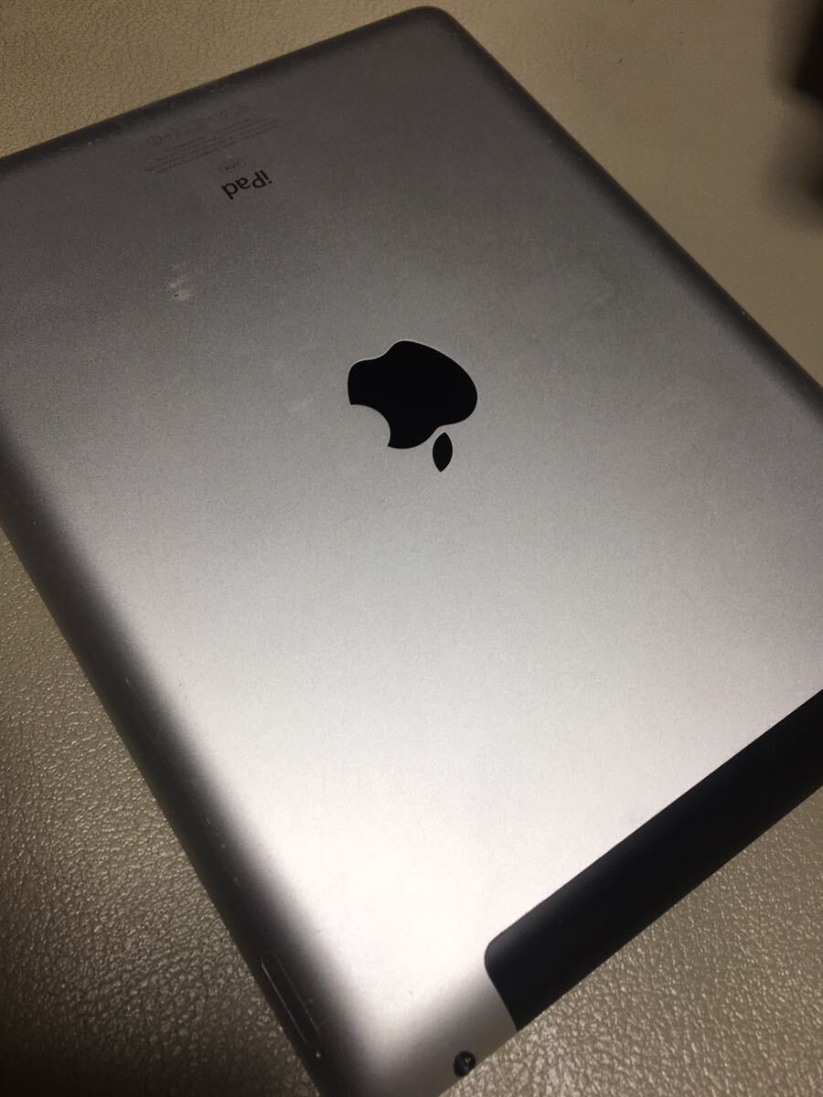 ジャンク iPad Apple A1430 32GB 電源ボタン動作不可  現状品の画像4