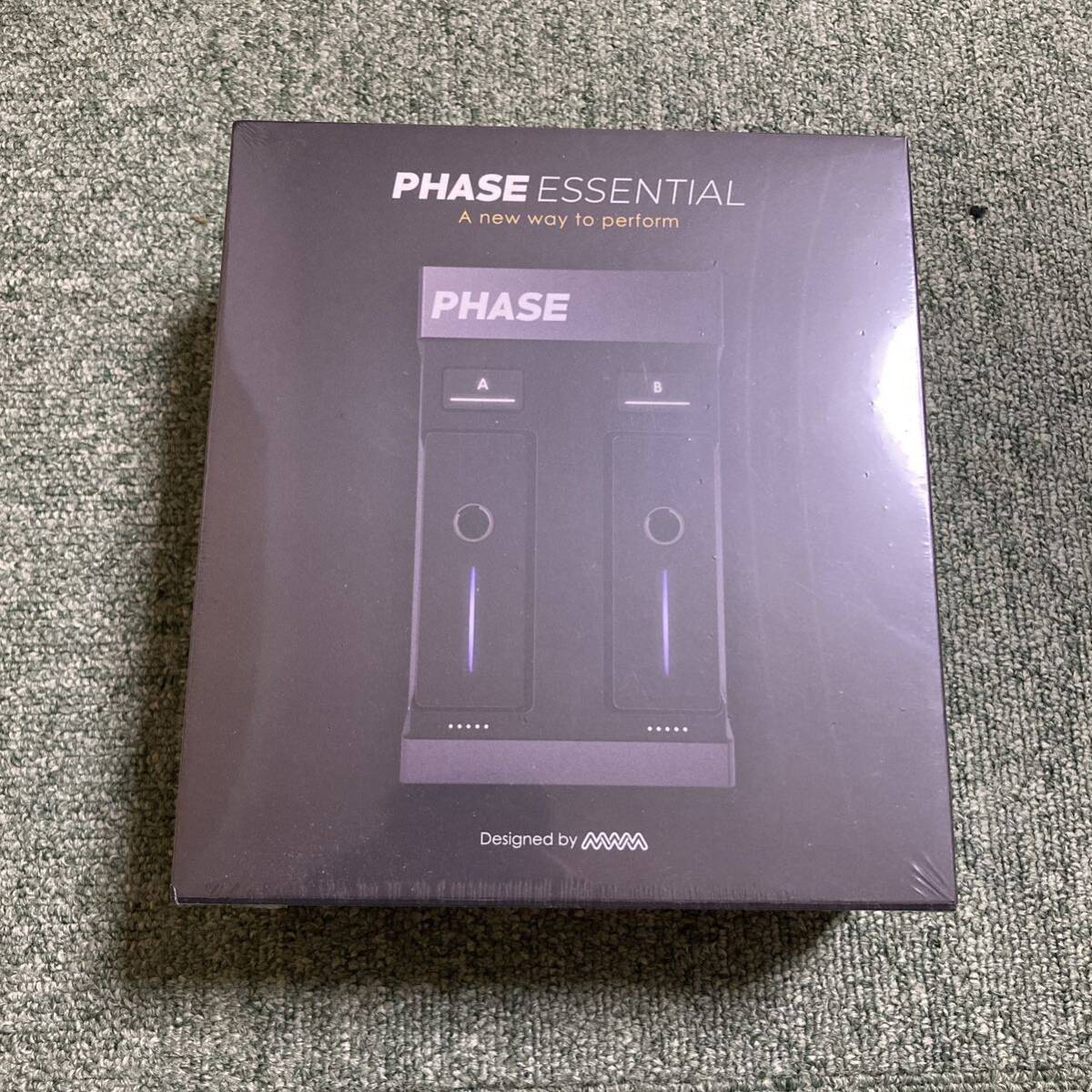 PHASE DJ controller 