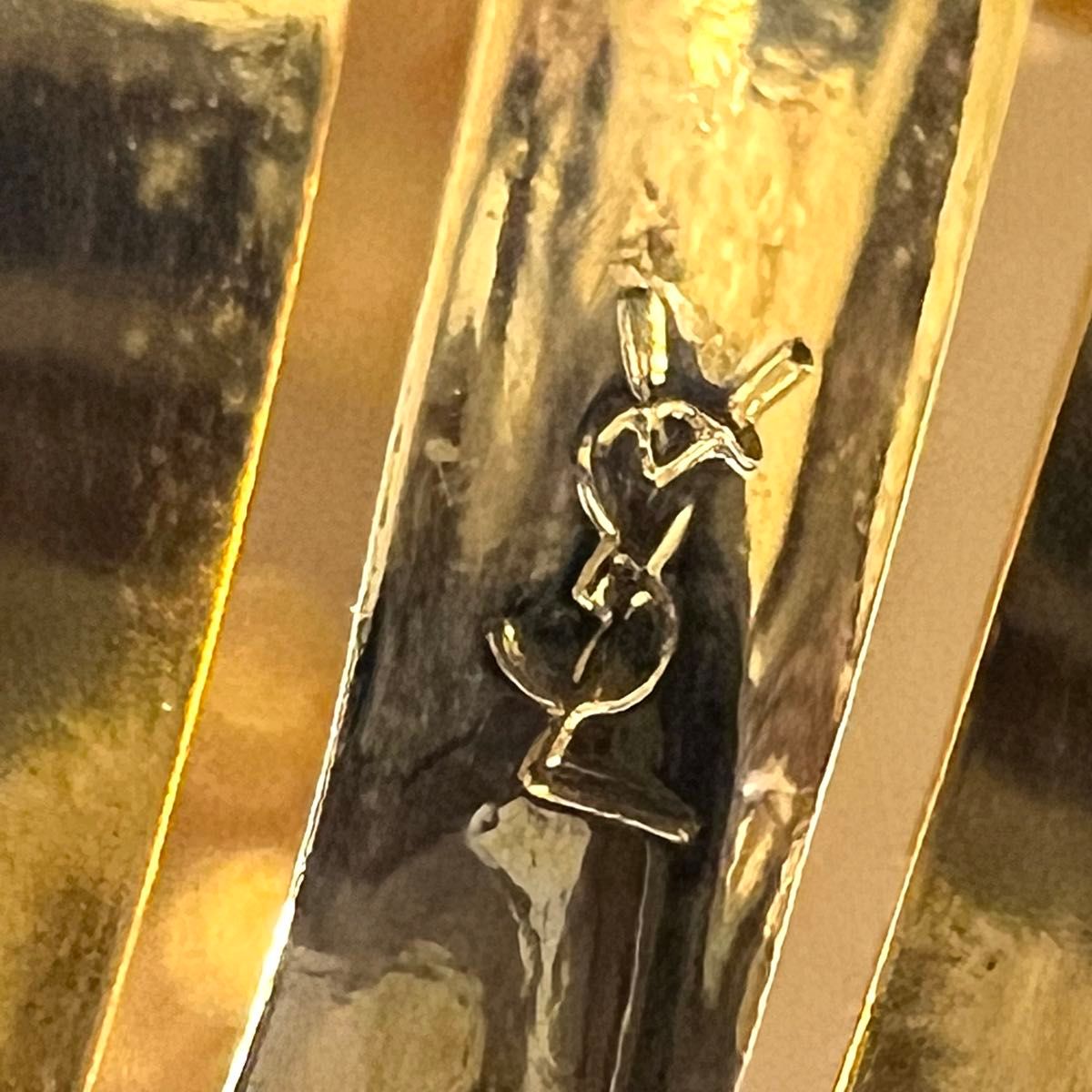 Yves saint Laurent   イヴサンローラン イヤリング アラベスク 唐草模様 ゴールド系