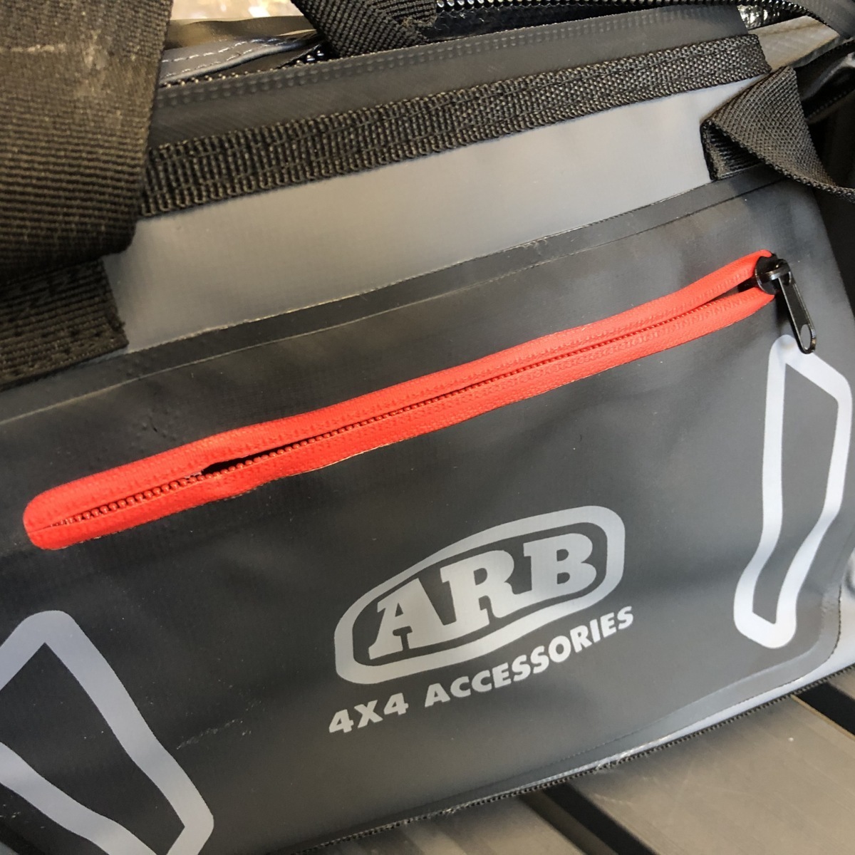 正規品 ARB クーラーバッグ COOLER BAG SII | 22 CAN - 36 X 27 X 22cm 10100376 「4」_画像5