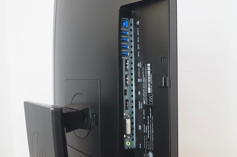 HP Z27N 27インチIPSパネル搭載 WQHD(2560 x 1440 )対応大型プロフェッショナル液晶モニタ_画像4