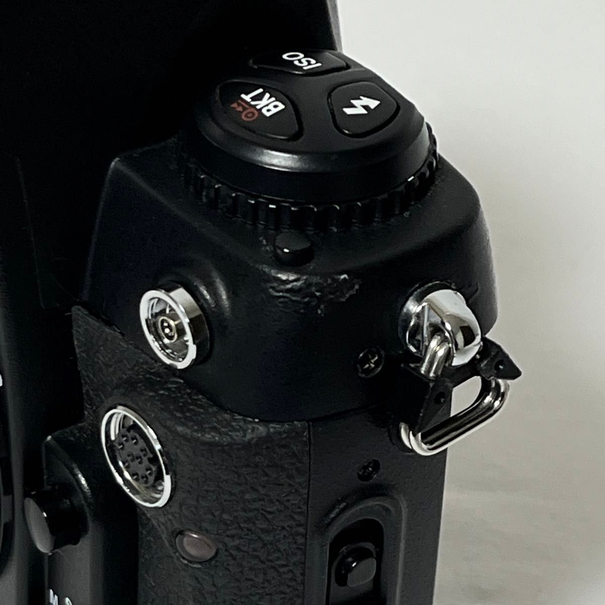 【24-021 訳有り動作品】Nikon F100ボディ修理・部品取り用