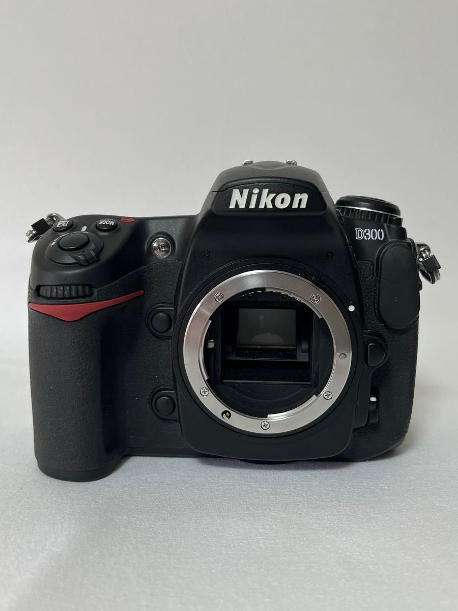 23-056【外観美品・通電せず ジャンク】Nikon D300ボディのみ 23-056【外観美品・通電せず ジャンク】Nikon D300ボディのみ