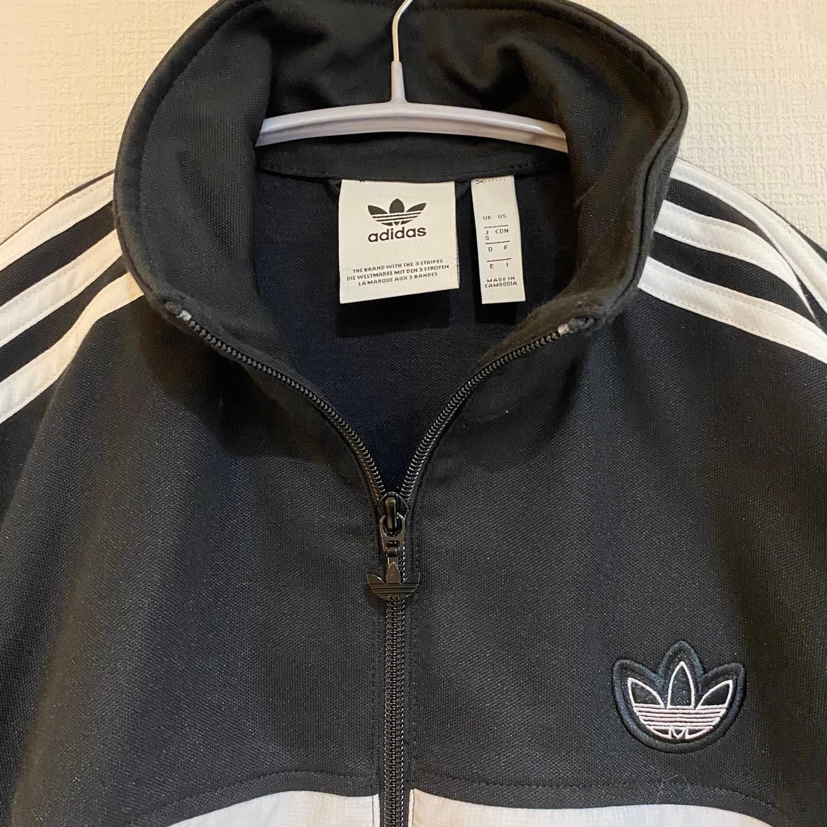 最終お値下げ adidas アディダス トラックジャケット 刺繍ロゴ 最終お値下げ adidas アディダス トラックジャケット 刺繍ロゴ