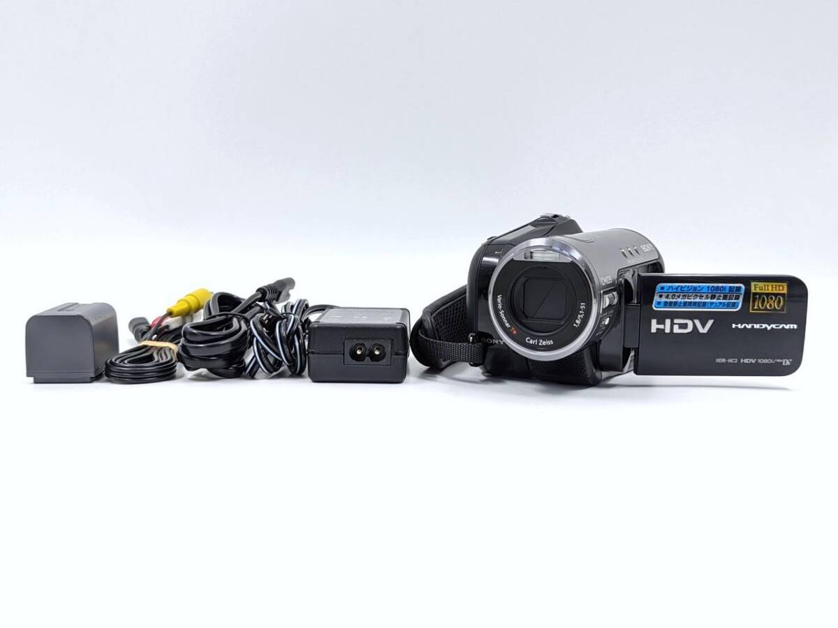 ★☆miniDV/HDVテープのダビングに最適！ 中古 良品 動作確認/点検清掃済 SONY ソニー Handycam ハンディカム HDR-HC3 S-1001☆★_画像1