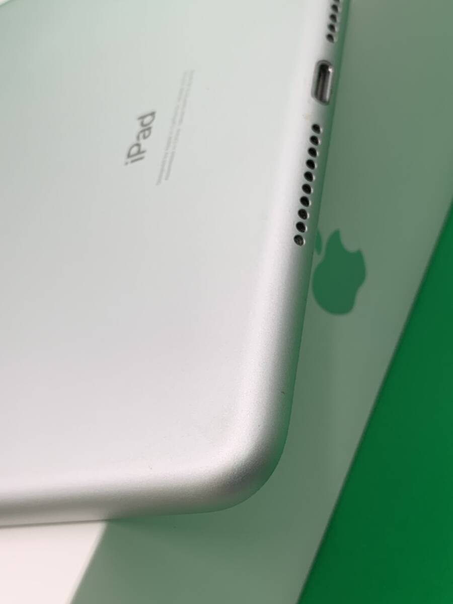 ★美品 iPad mini 第5世代 Wi-Fi+Cellular 64GB SIMフリー 格安SIM可 Apple SIMフリー MUX62J/A シルバー 中古 新古品 BP2201 1_画像4