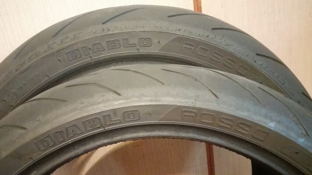 ピレリ　PIRELLI ディアブロ　ロッソ　スリー　ROSSO3 ロッソ3 　120/70ZR17 190/55ZR17　前後セット DIABLO ROSSO Ⅲ 　中古_画像3