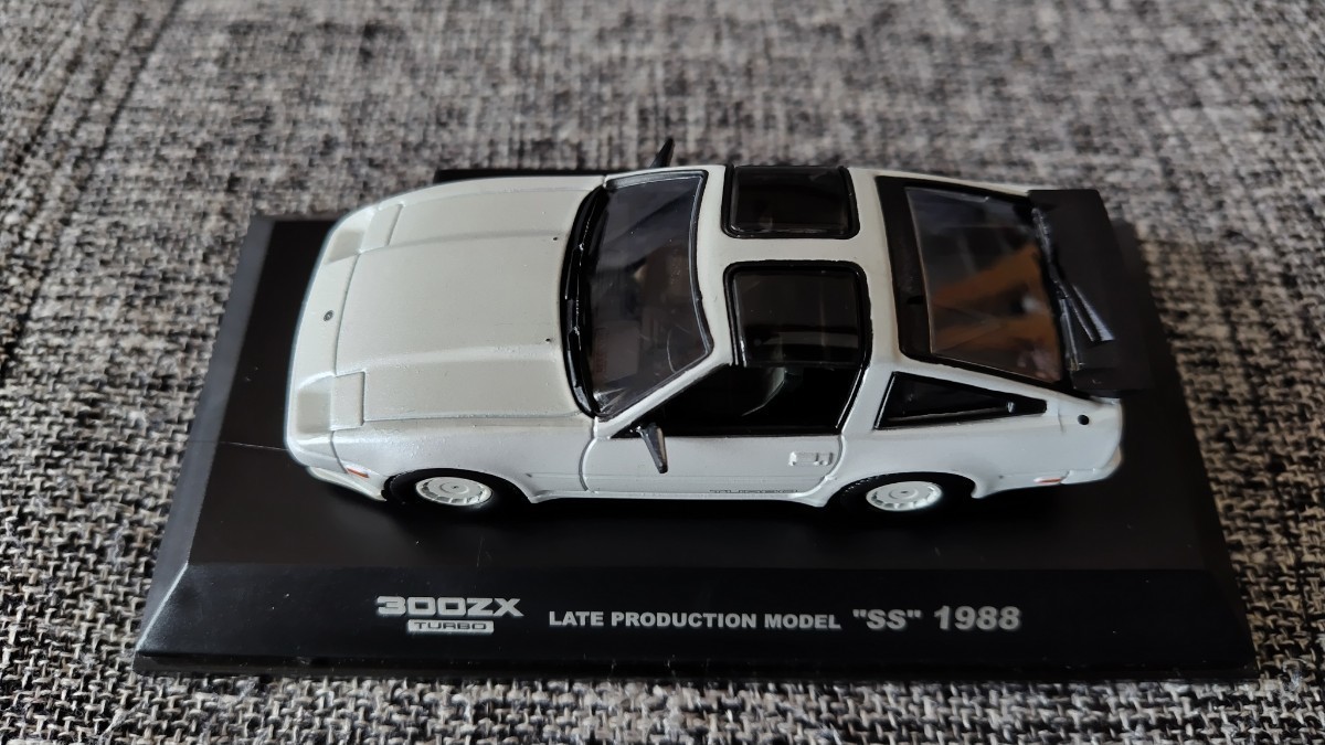 エンジン音が出る!　NISSAN 300ZX TURBO SS Z31 後期 1988　1/43　IWAYA　フェアレディＺ　旧車　ハチマルヒーロー　TRUST　パナスポーツ_画像7