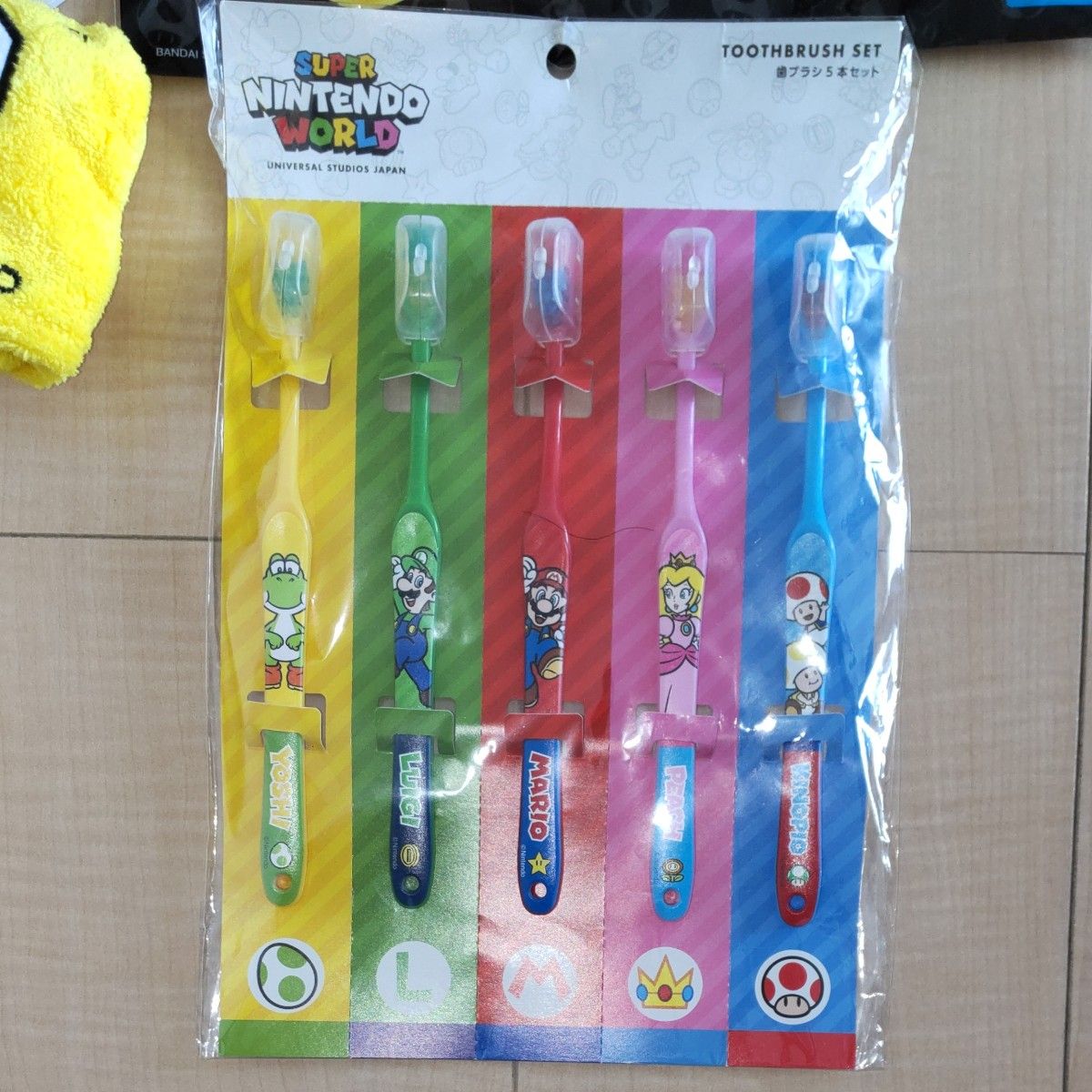 Nintendo World USJ 歯ブラシ５本セット ループタオル マリオ 未使用