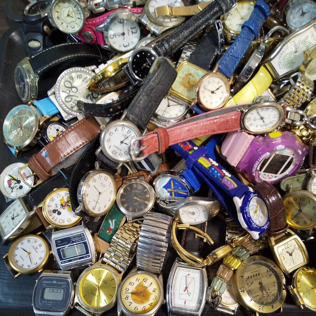 ジャンク腕時計まとめて メンズ腕時計 レディース腕時計 懐中時計含む合計420個 総重量約13Kgジャンク _画像2
