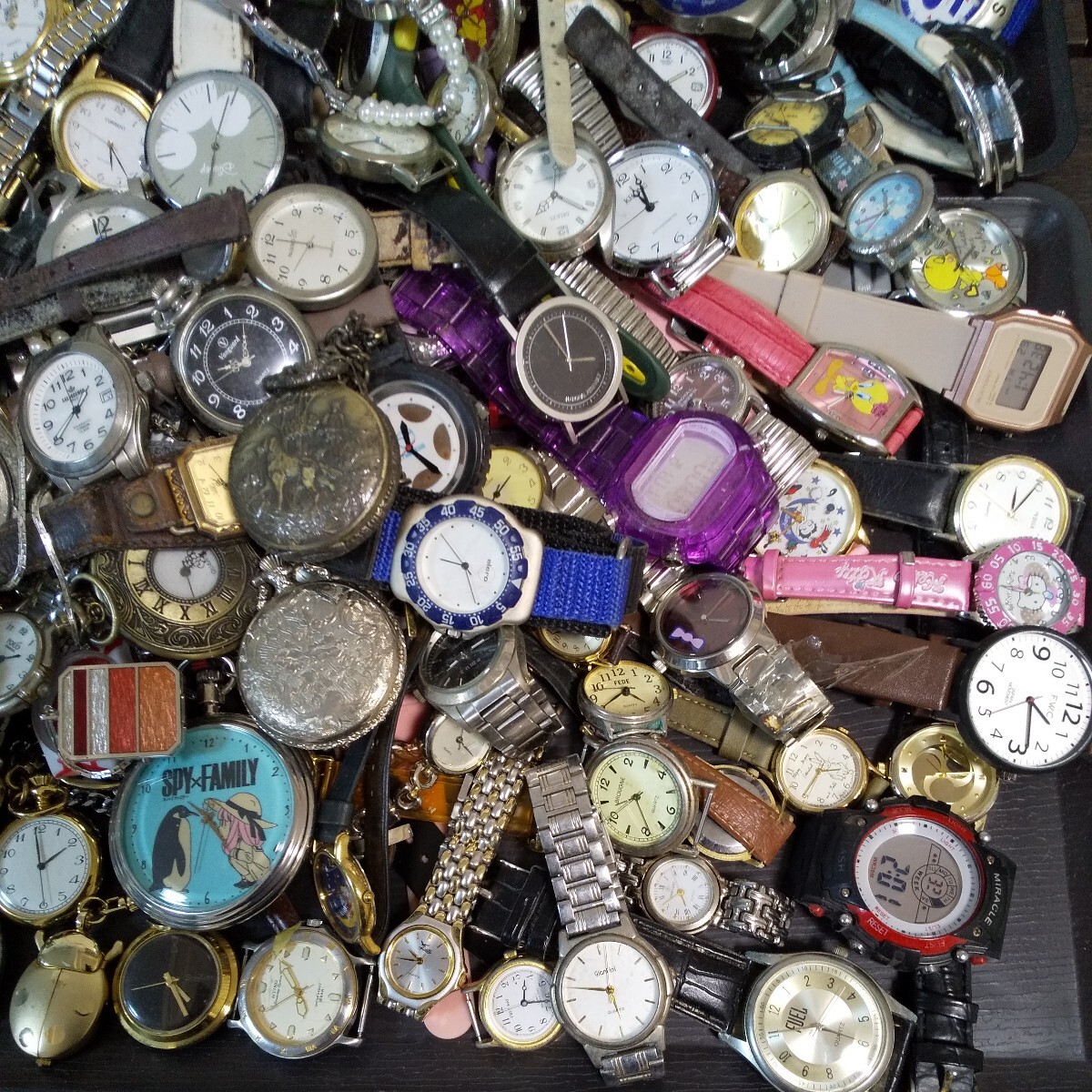 ジャンク腕時計まとめて メンズ腕時計 レディース腕時計 懐中時計含む合計360個 総重量約11.3Kg ジャンク_画像2