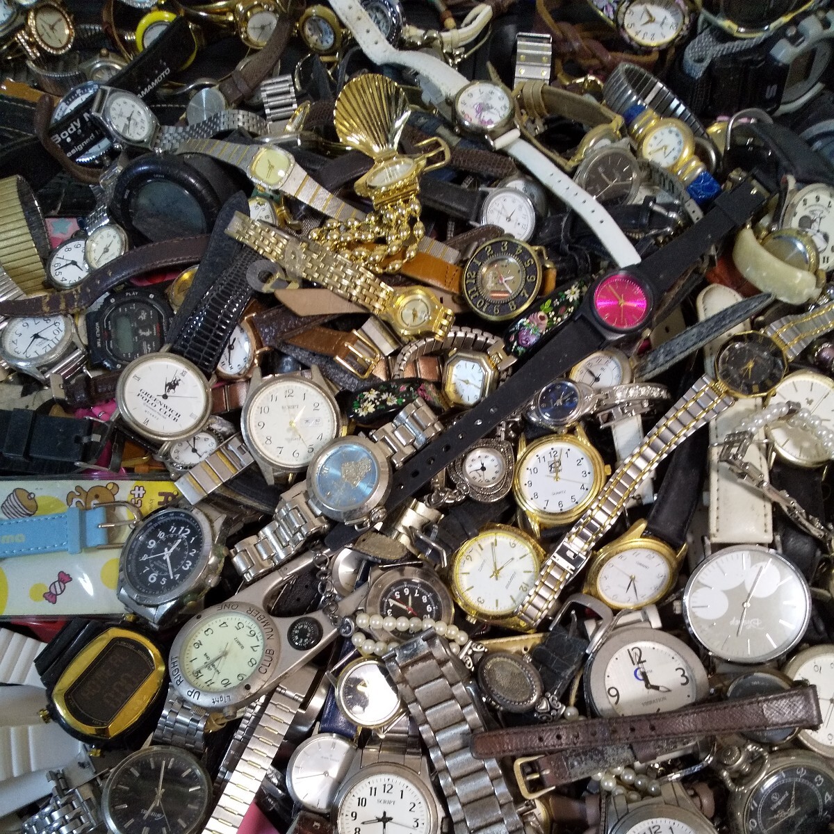 ジャンク腕時計まとめて メンズ腕時計 レディース腕時計 懐中時計含む合計360個 総重量約11.3Kg ジャンク_画像6