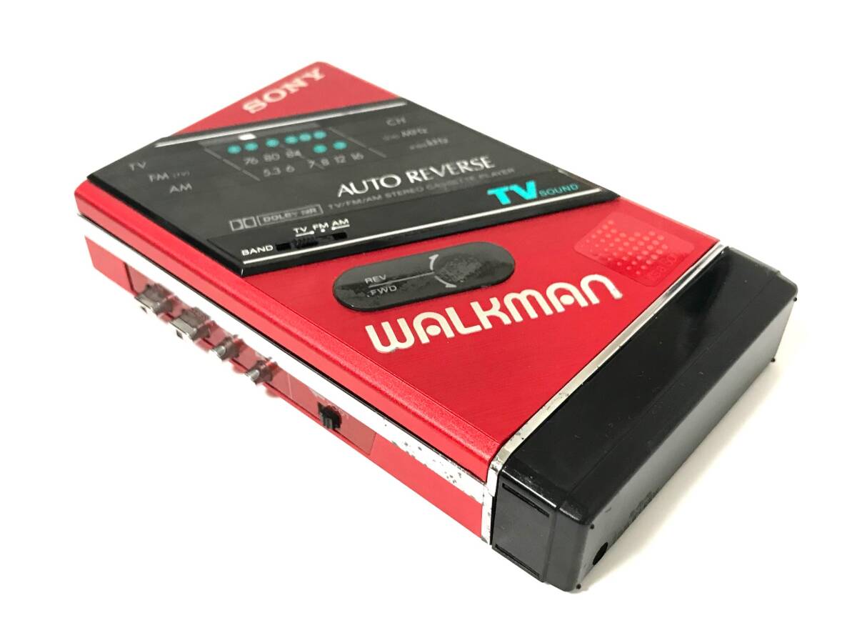 [美品][美音][整備品] SONY ウォークマン WM-F101 電池ボックス、専用ケース付き (カセットテープ、ラジオ AM/FM)_画像5