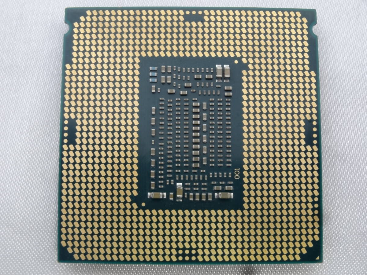 ★Intel / CPU Core i5-9500T 2.20GHz 起動確認済★_表面に傷あり