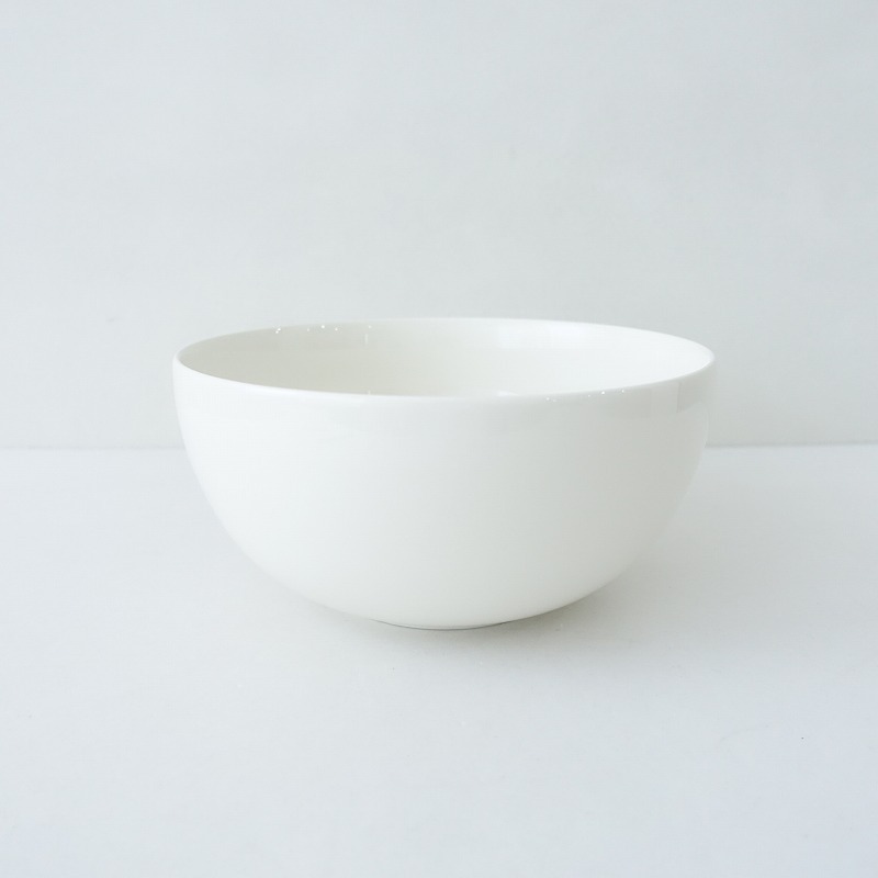 //【北欧】美品/定価1.3万/イッタラ iittala *TEEMA ボウル 24㎝ 3.4L ホワイト*食器お皿【陶器】(wa87-2402-106)【31C42】_画像1