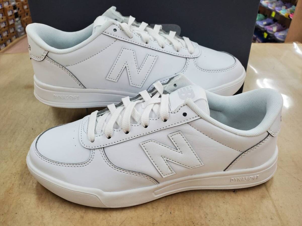 新品即決25.0cm★newbalanceニューバランス CT30 ユニセックス カジュアルスニーカー★男女兼用 コートシューズ 名品 人気モデル！の画像4