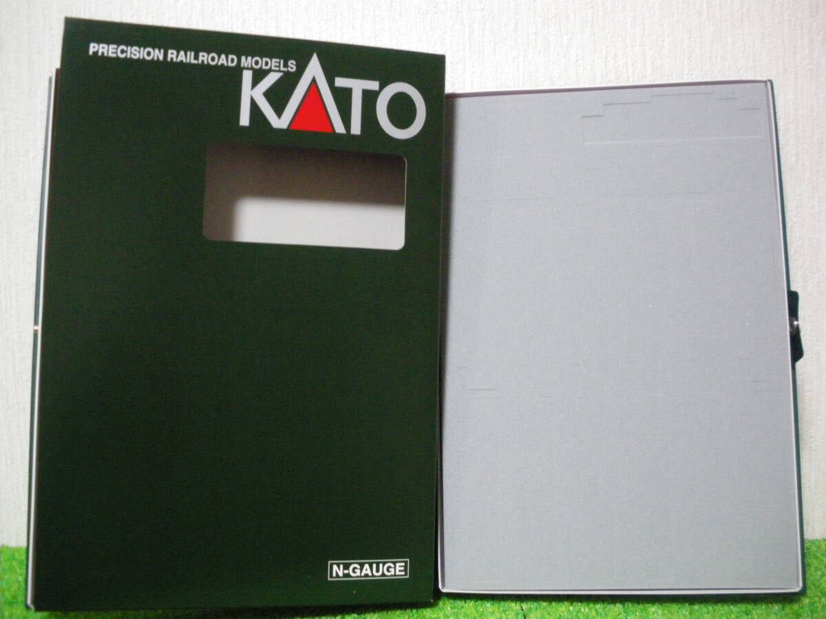 【KATO】ブックケース　CASCOウレタン付き　空ケース５冊セット　その９_2冊目CASCOタキ用ウレタン　ライトグレー