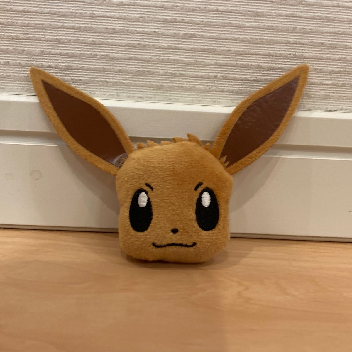 ポケモン　フェイスマスコット　イーブイ