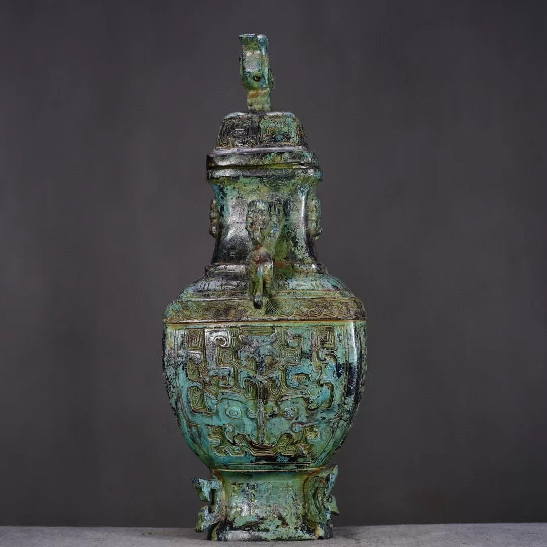 商周時代 ・青銅器 收藏 【青銅立鳥双獣壺 風水置物】中國古美術 商周時代 ・青銅器 收藏 【青銅立鳥双獣壺 風水置物】中國古美術