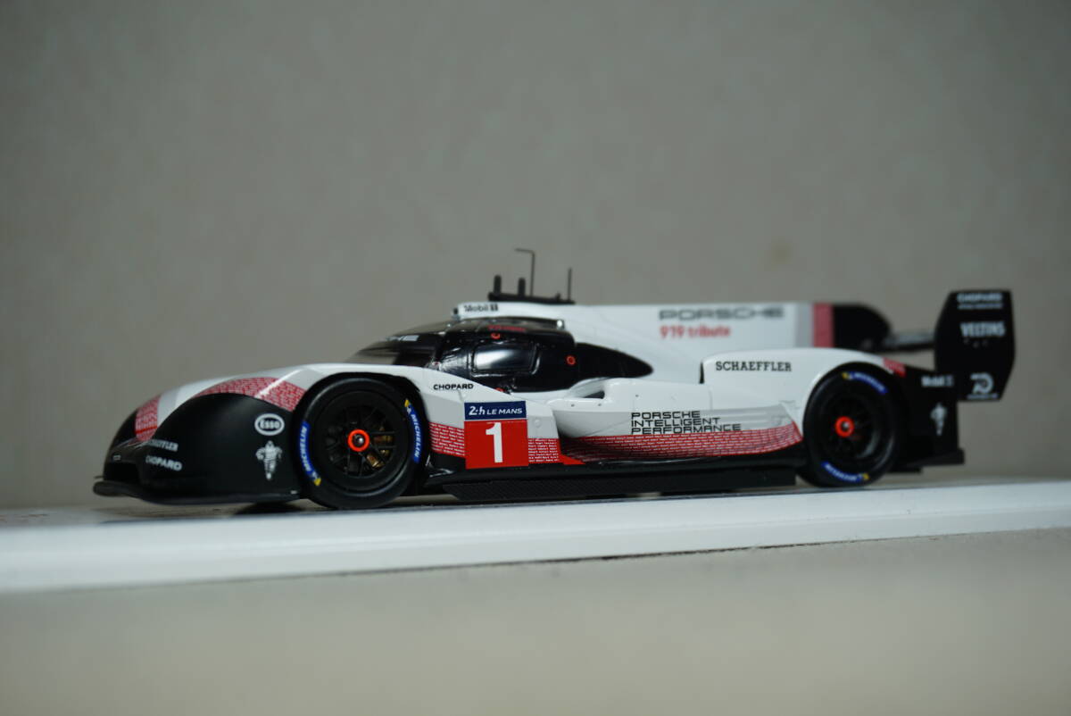 1/43 ニュルブルクリンク北コース コースレコード spark Porsche 1/43 ニュルブルクリンク北コース コースレコード spark Porsche