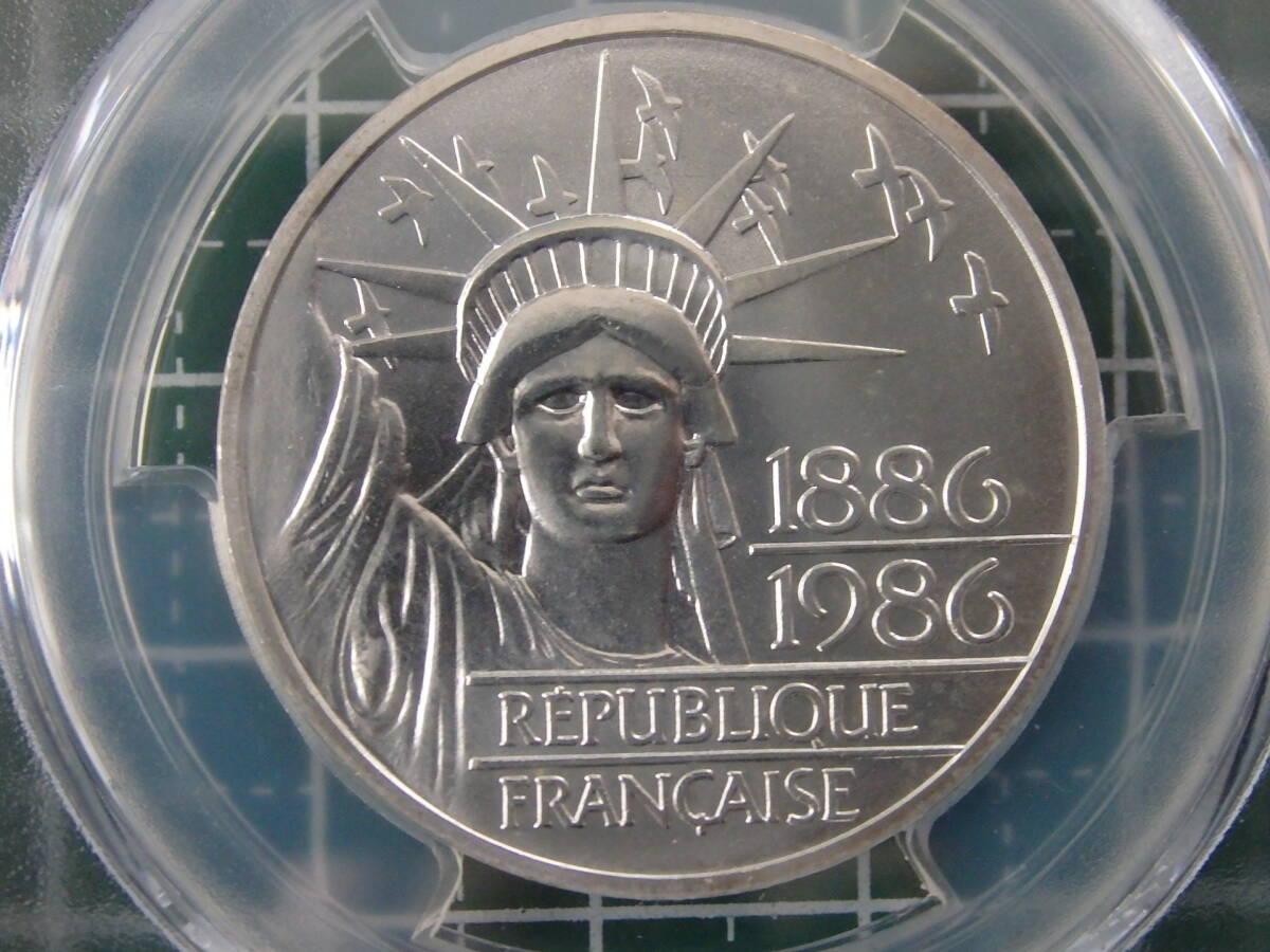 フランス　自由の女神100周年記念　100フランピエフォー銀貨　1986年　PCGS　SP67　完全未使用品_画像4