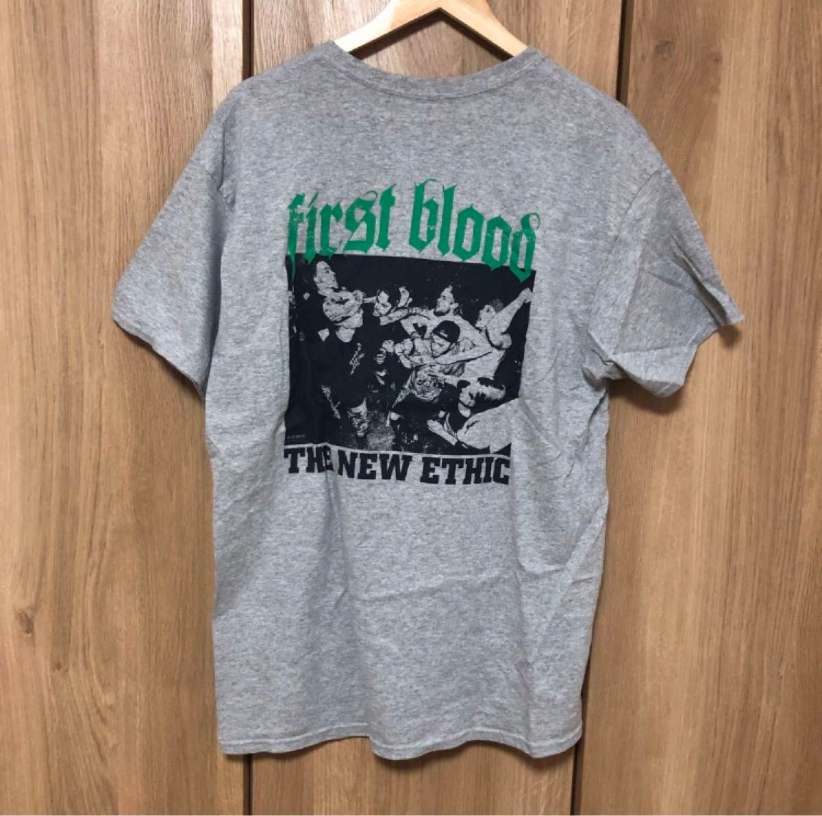 first blood 半袖 グレー Tシャツ