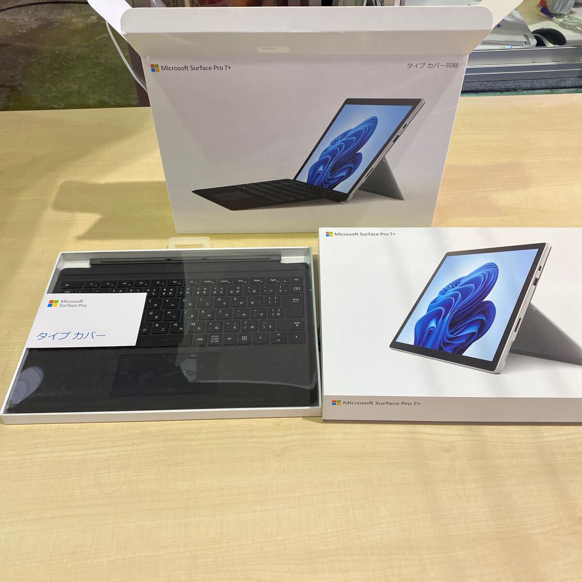 超美品 Surface Pro 7＋/Core i5-1135G7/8GB/128GB/Windows11Home 第11世代i5搭載 の画像1