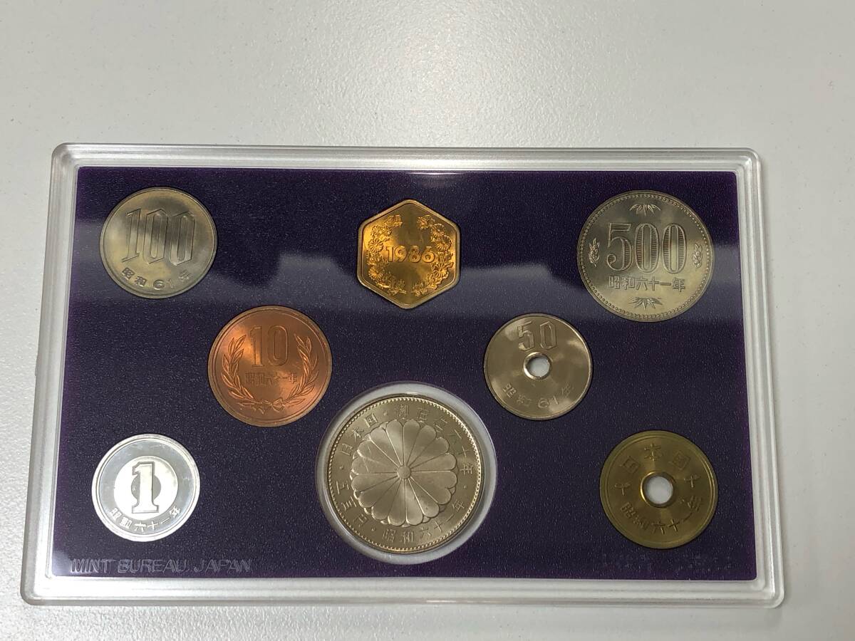 [ valuable * rare ]*MINT SET* heaven .. under . immediately rank six 10 year memory 500 jpy white copper coin . entering structure . department Showa era 61 year money set 1986 JAPAN MINT ①