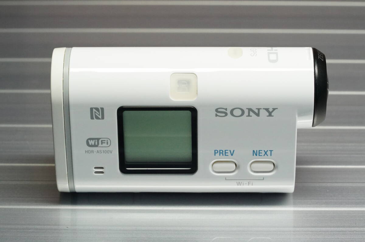 美品 SONY ソニー ウェアラブルカメラ HDR-AS100V アクションカムの画像2