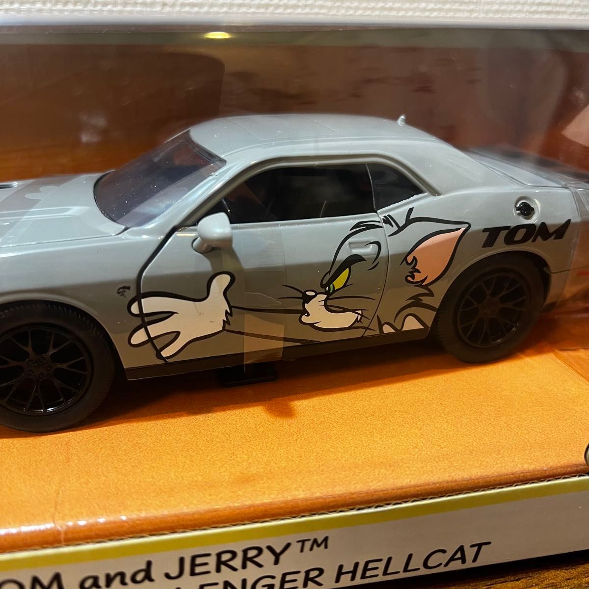 LOONEY TUNES TOM and JERRY フィギュア ミニカー