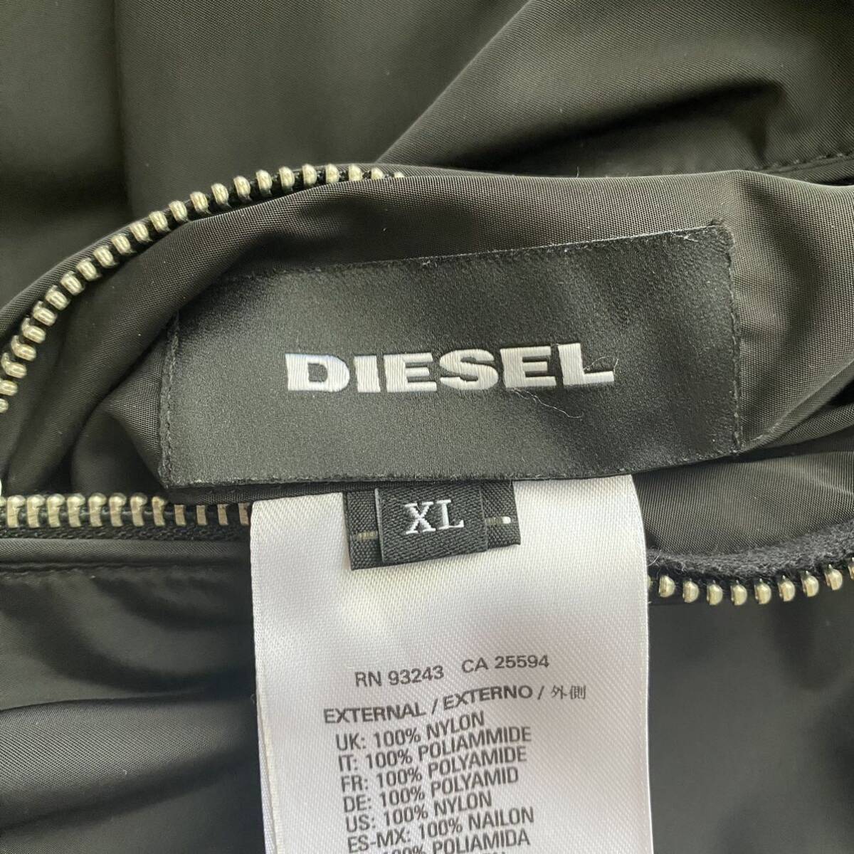 未使用に近い/XLサイズ/DIESEL ディーゼル ブルゾン フライトジャケット ジャケット リバーシブル アウター 胸ロゴ 総柄 背面ロゴ MA-1 黒の画像8