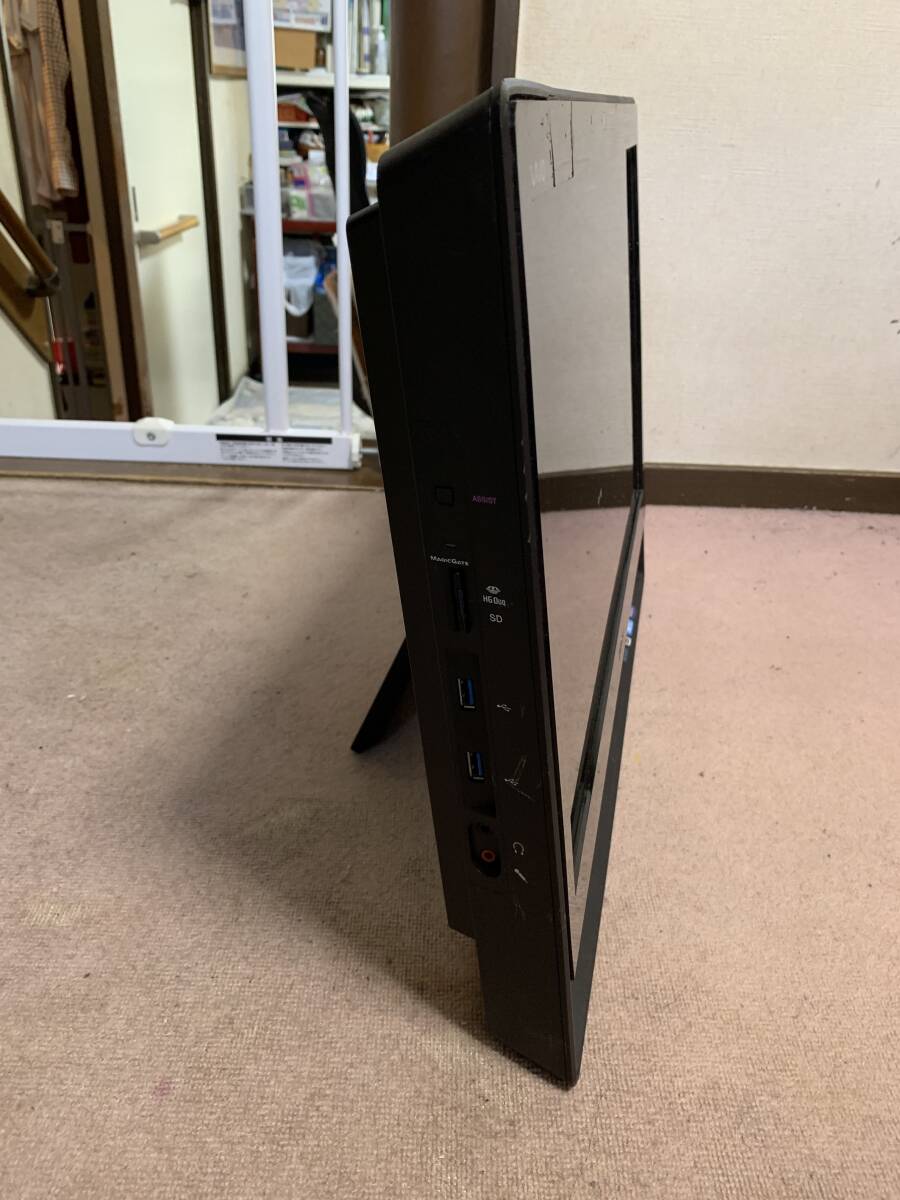 【中古】 SONY VPCJ218FJ /Win10/i5-2410M 2.3G/4G/1T/光沢21.5W/BD/TV/ 動作確認済/AC KB MS RC付属/一体型パソコン _画像2