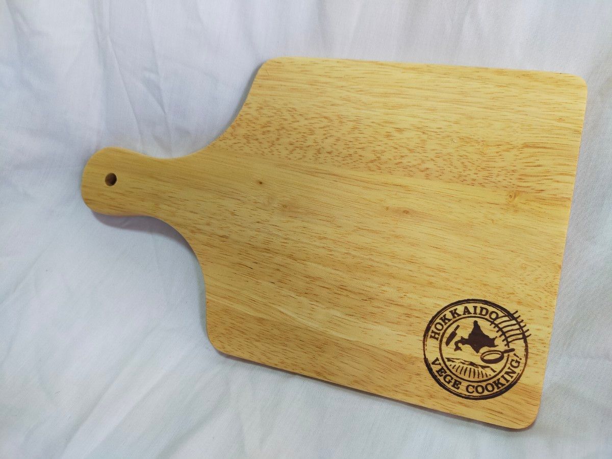 木製 カッティングボード まな板 ナチュラル 天然木 ラバーウッド プレート 皿 オシャレ キャンプ オリジナル トレー トレイ